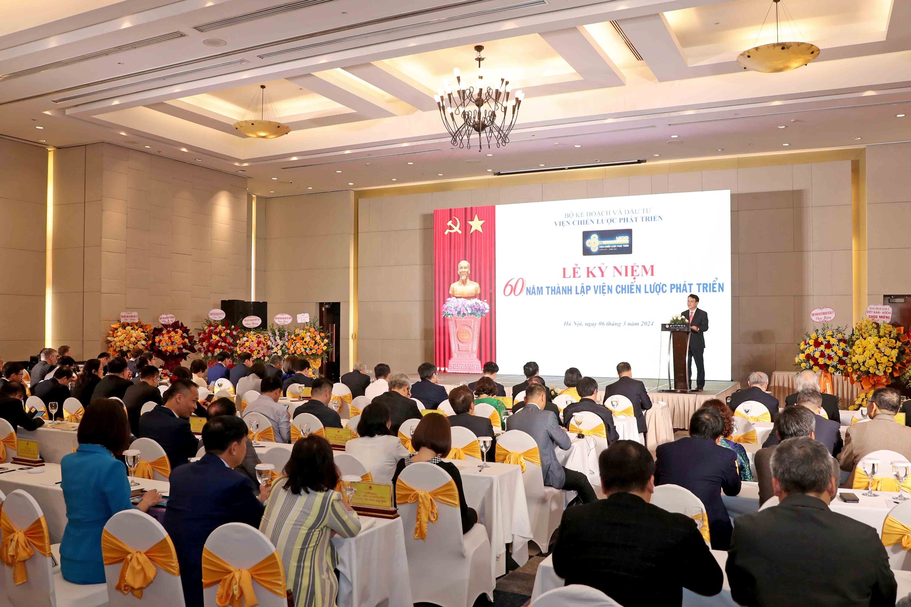 Viện Chiến lược phát triển có vị trí quan trọng hàng đầu trong nghiên cứu chiến lược, quy hoạch phát triển cho quốc gia Viện Chiến lược phát triển có vị trí quan trọng hàng đầu trong nghiên cứu chiến lược, quy hoạch phát triển cho quốc gia