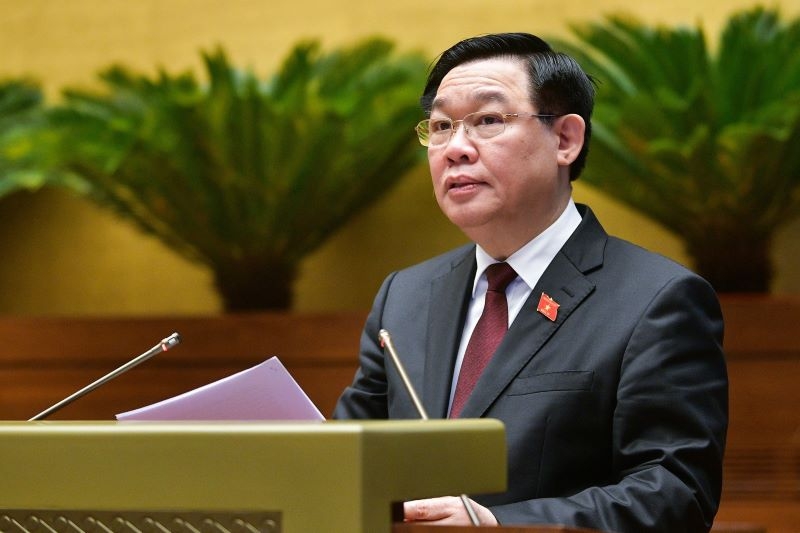 Đề nghị các Bộ trưởng trả lời chất vấn ngắn gọn, đúng trọng tâm