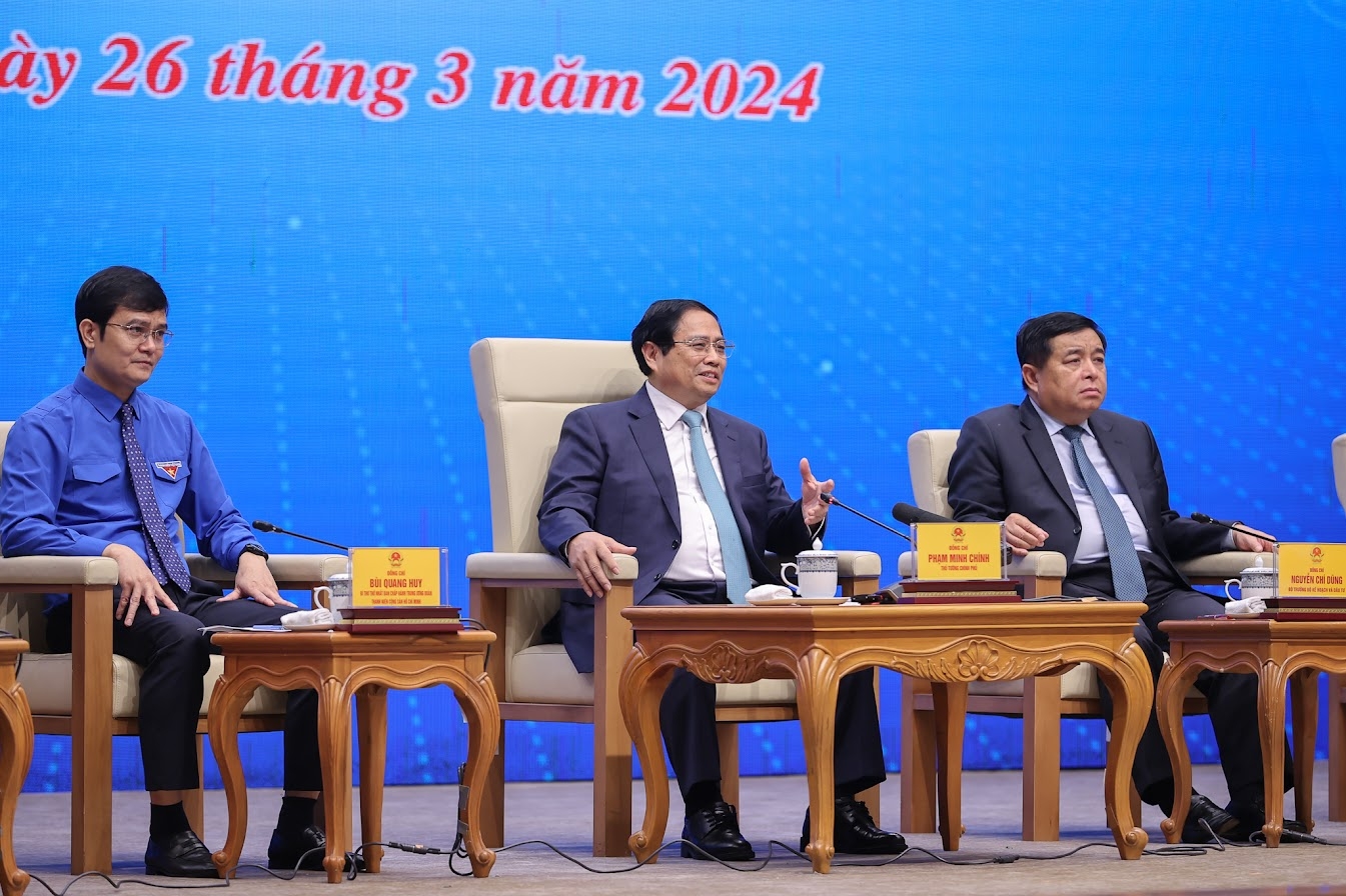 Toàn thể thanh niên Việt Nam phát huy tinh thần "5 xung kích" trong thực hiện nhiệm vụ chuyển đổi số quốc gia Toàn thể thanh niên Việt Nam phát huy tinh thần "5 xung kích" trong thực hiện nhiệm vụ chuyển đổi số quốc gia