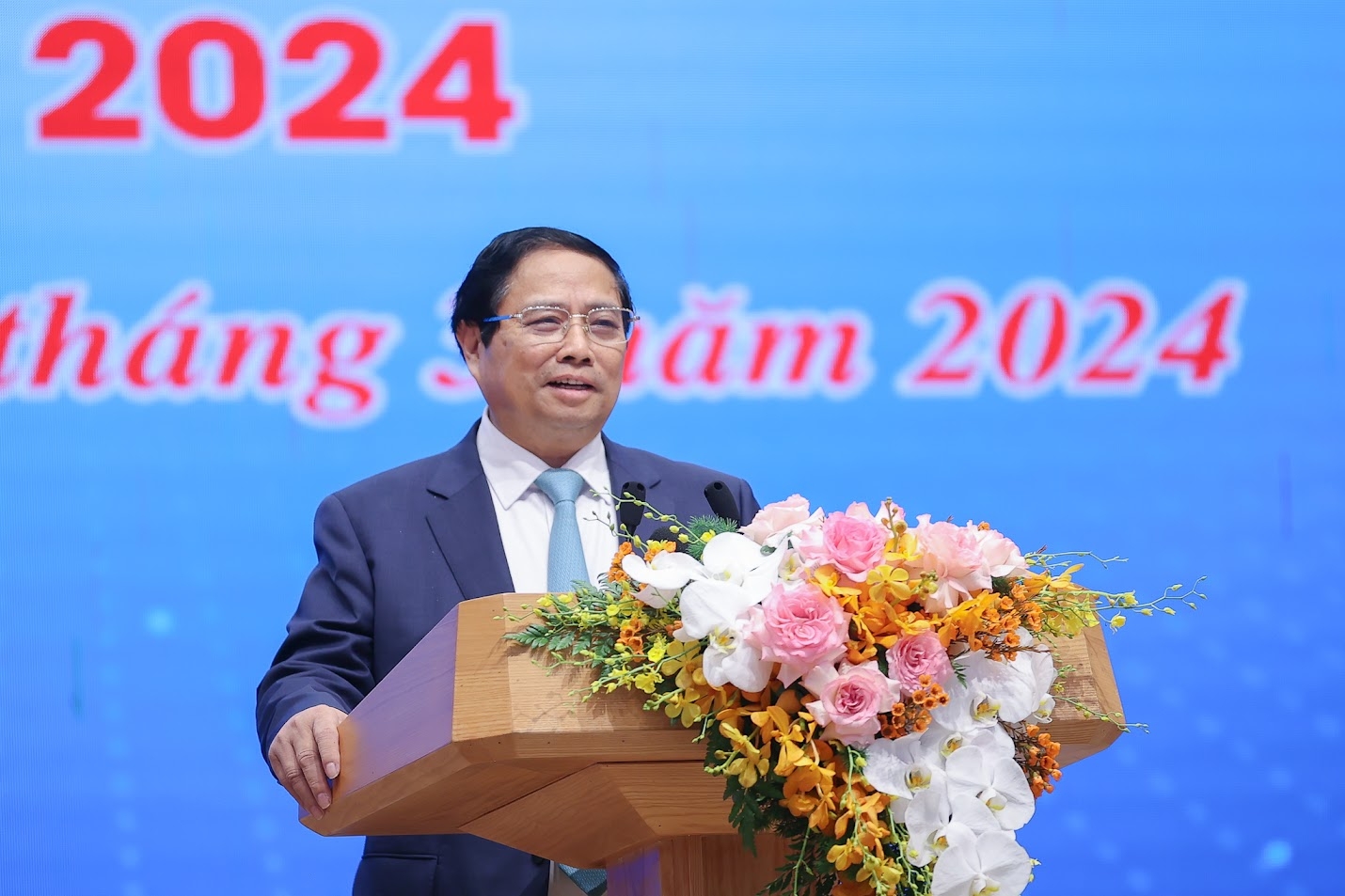 Toàn thể thanh niên Việt Nam phát huy tinh thần "5 xung kích" trong thực hiện nhiệm vụ chuyển đổi số quốc gia Toàn thể thanh niên Việt Nam phát huy tinh thần "5 xung kích" trong thực hiện nhiệm vụ chuyển đổi số quốc gia