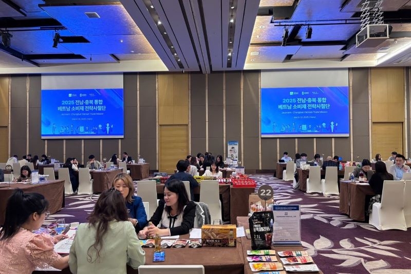 Cơ hội hợp tác thương mại sâu rộng giữa Đoàn doanh nghiệp tỉnh Jeonnam và tỉnh Chungbuk - Hàn Quốc với các doanh nghiệp nhập khẩu Việt Nam