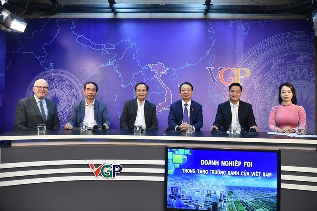 Doanh nghiệp đã đầu tư khoảng 9 tỷ USD trong các lĩnh vực liên quan đến tăng trưởng xanh Doanh nghiệp đã đầu tư khoảng 9 tỷ USD trong các lĩnh vực liên quan đến tăng trưởng xanh