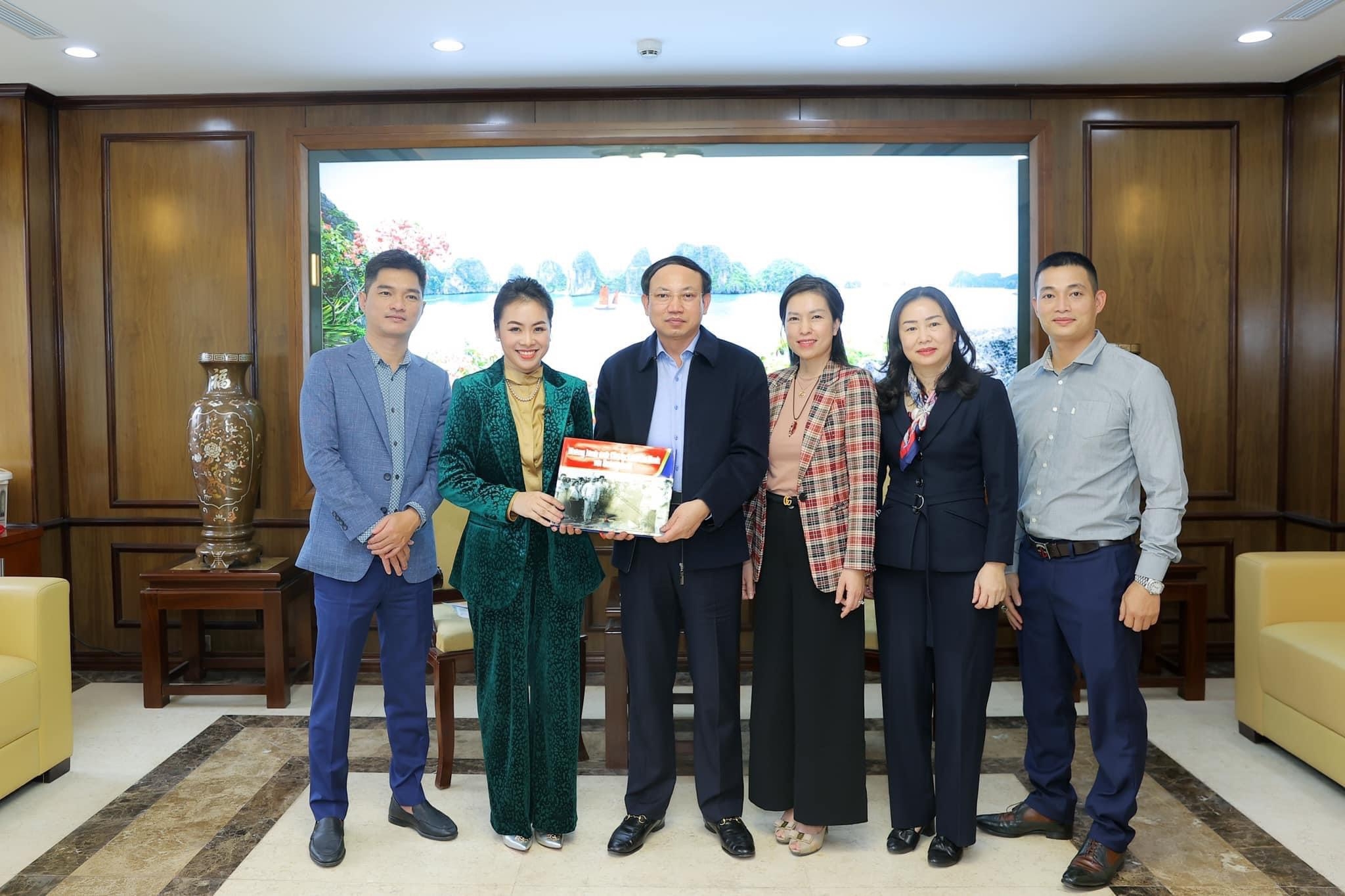 HỘI NGHỊ CHIẾN LƯỢC PHÁT TRIỂN KINH TẾ TƯ NHÂN 2024  ĐƯA RA BỨC TRANH TỔNG QUAN VỀ NGUỒN VỐN VÀ GIẢI PHÁP PHÁT TRIỂN KINH TẾ TƯ NHÂN VIỆT NAM HỘI NGHỊ CHIẾN LƯỢC PHÁT TRIỂN KINH TẾ TƯ NHÂN 2024  ĐƯA RA BỨC TRANH TỔNG QUAN VỀ NGUỒN VỐN VÀ GIẢI PHÁP PHÁT TRIỂN KINH TẾ TƯ NHÂN VIỆT NAM