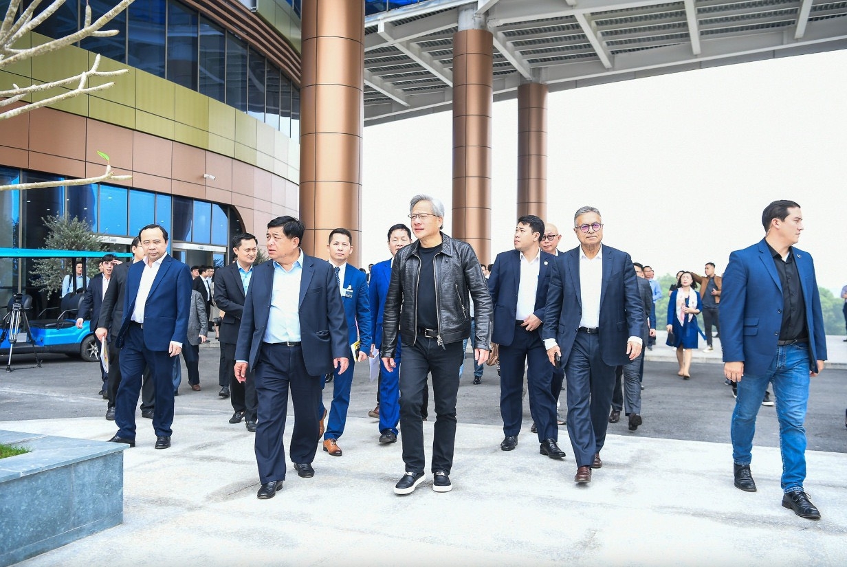 BÀI 1: VIỆT NAM THIẾU GÌ TRONG CUỘC ĐUA TRỞ THÀNH ĐIỂM SÁNG AI TOÀN CẦU?