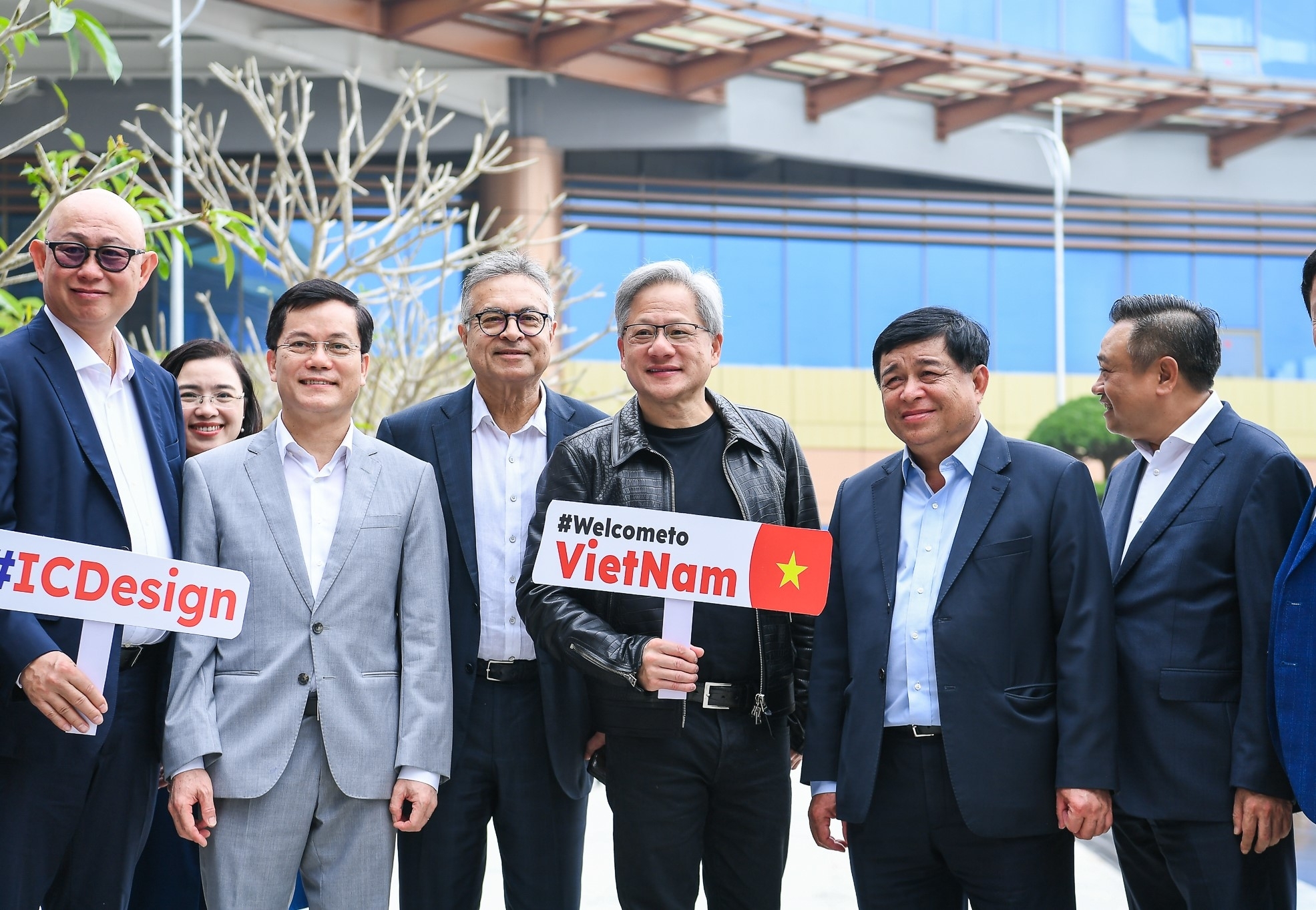 BÀI 1: VIỆT NAM THIẾU GÌ TRONG CUỘC ĐUA TRỞ THÀNH ĐIỂM SÁNG AI TOÀN CẦU?