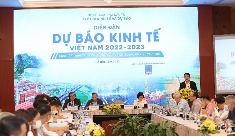 CEO FiinGroup Nguyễn Quang Thuân: Triển vọng tăng trưởng GDP 2022 và 2023 được củng cố CEO FiinGroup Nguyễn Quang Thuân: Triển vọng tăng trưởng GDP 2022 và 2023 được củng cố