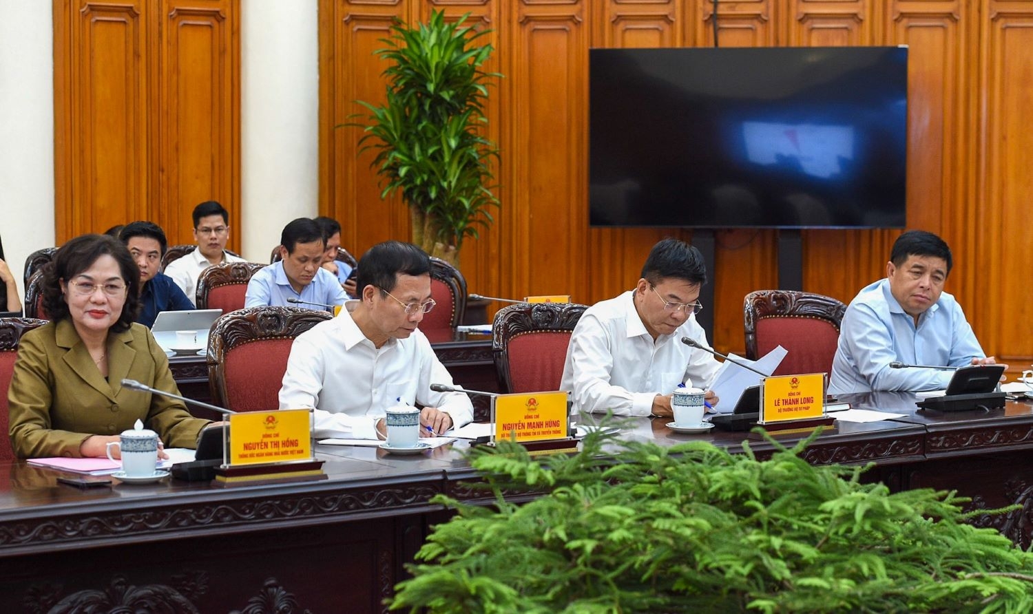 Đến ngày 15/6 tới, đơn vị nào không thực hiện hóa đơn điện tử kết nối với cơ quan thuế trong mua bán vàng thì rút giấy phép Đến ngày 15/6 tới, đơn vị nào không thực hiện hóa đơn điện tử kết nối với cơ quan thuế trong mua bán vàng thì rút giấy phép
