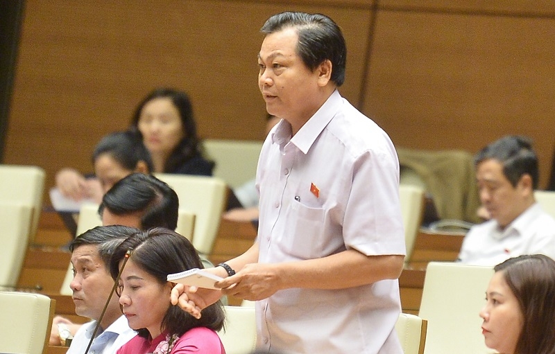 Đại biểu Quốc hội chất vấn Thống đốc Nguyễn Thị Hồng về mối lo nợ xấu tăng Đại biểu Quốc hội chất vấn Thống đốc Nguyễn Thị Hồng về mối lo nợ xấu tăng