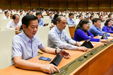 Quốc hội chốt giám sát về sử dụng các nguồn lực phục vụ phòng, chống dịch Covid-19