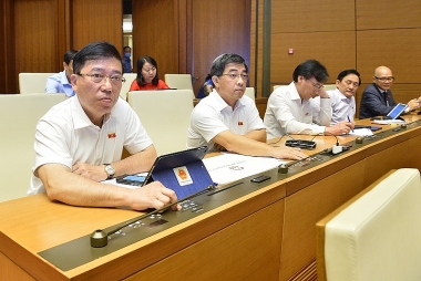 Quốc hội cho phép triển khai 3 dự án đường cao tốc