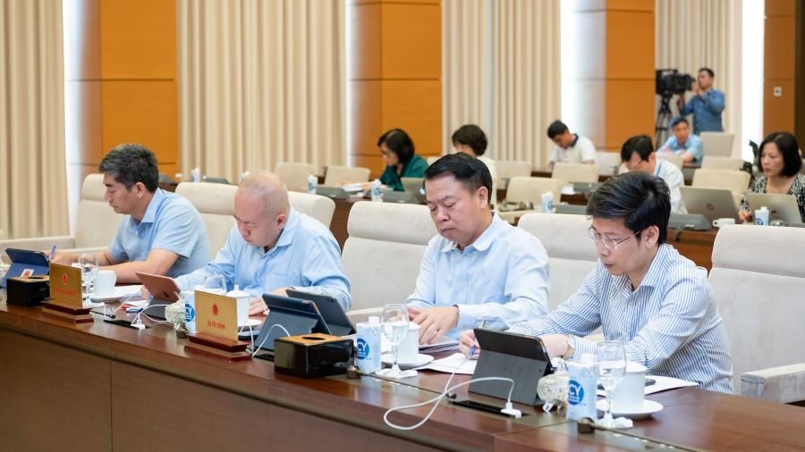 Tuyệt đối tránh cài cắm lợi ích nhóm, trục lợi chính sách trong công tác hoàn thiện thể chế