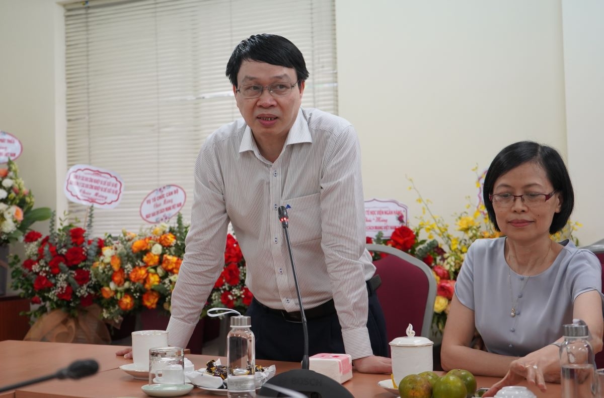 Tạp chí Kinh tế và Dự báo truyền thông đa dạng về các chủ trương lớn, nhiệm vụ chính trị của Bộ Kế hoạch và Đầu tư đến người dân, doanh nghiệp Tạp chí Kinh tế và Dự báo truyền thông đa dạng về các chủ trương lớn, nhiệm vụ chính trị của Bộ Kế hoạch và Đầu tư đến người dân, doanh nghiệp