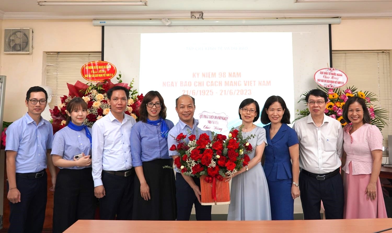 Tạp chí Kinh tế và Dự báo truyền thông đa dạng về các chủ trương lớn, nhiệm vụ chính trị của Bộ Kế hoạch và Đầu tư đến người dân, doanh nghiệp Tạp chí Kinh tế và Dự báo truyền thông đa dạng về các chủ trương lớn, nhiệm vụ chính trị của Bộ Kế hoạch và Đầu tư đến người dân, doanh nghiệp