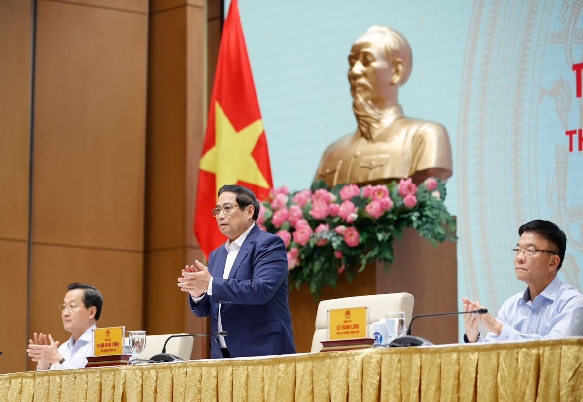 Thủ tướng: Chính phủ luôn cầu thị, lắng nghe, không bỏ qua ý kiến nào của doanh nghiệp