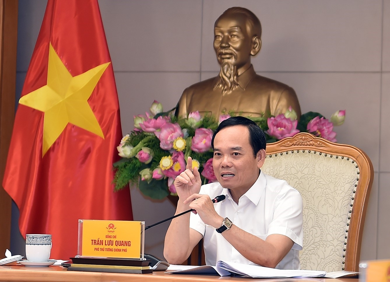 Sẽ tham mưu cho Thủ tướng chủ trì cuộc họp với các cơ quan báo chí để tìm  Sẽ tham mưu cho Thủ tướng chủ trì cuộc họp với các cơ quan báo chí để tìm