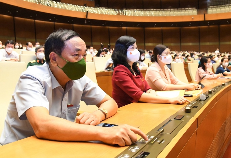 Chốt mục tiêu GDP tăng bình quân 6,5 - 7% trong 5 năm tới