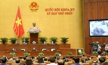 Quốc hội muốn tăng chi cho đầu tư, giảm chi thường xuyên