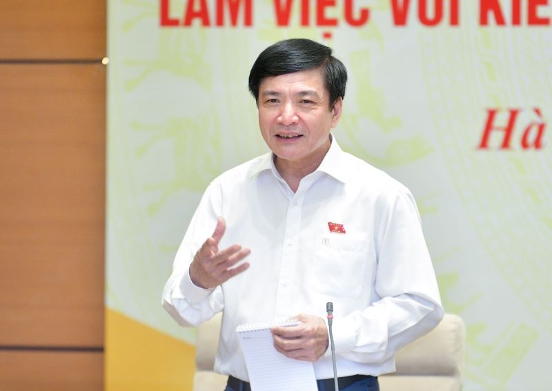 Chưa đề cập nhiều đến vướng mắc của quy định pháp luật trong lĩnh vực năng lượng Chưa đề cập nhiều đến vướng mắc của quy định pháp luật trong lĩnh vực năng lượng