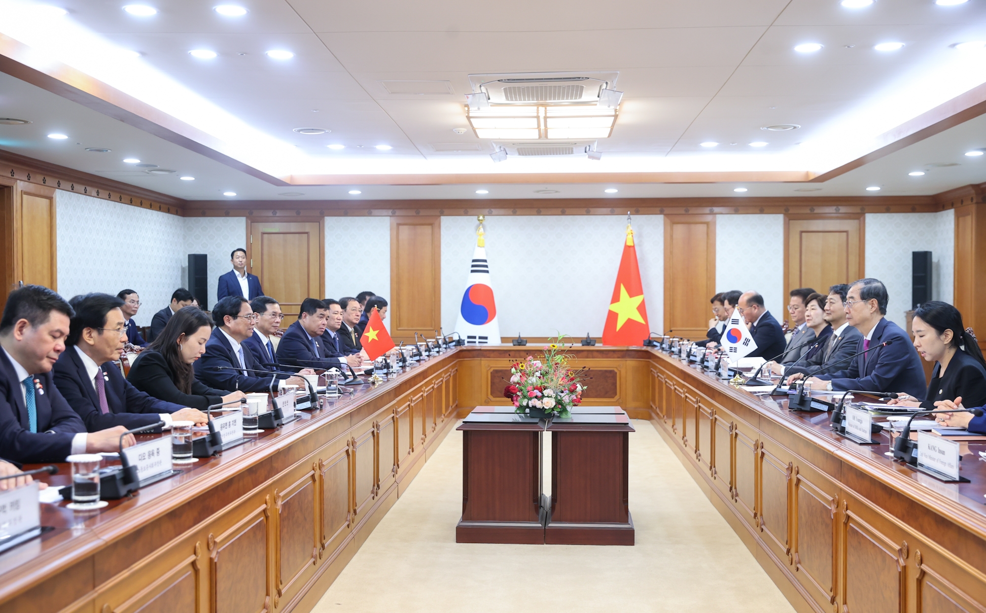Tổng thống Yoon Suk Yeol: Các doanh nghiệp Hàn Quốc đánh giá Việt Nam là điểm đến đầu tư đầy tiềm năng