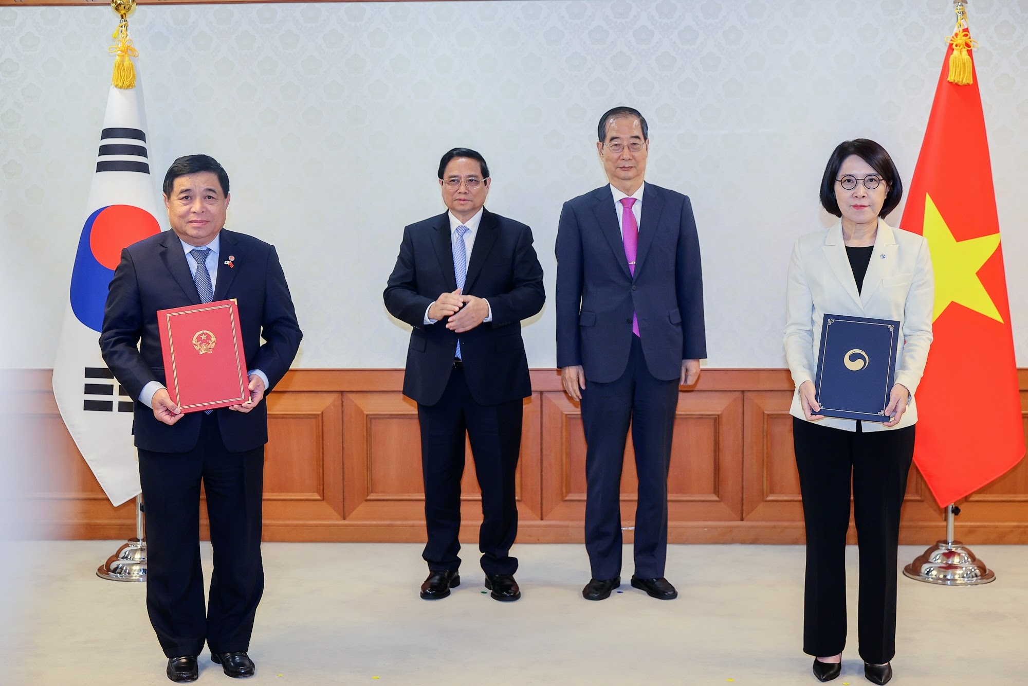 Tổng thống Yoon Suk Yeol: Các doanh nghiệp Hàn Quốc đánh giá Việt Nam là điểm đến đầu tư đầy tiềm năng