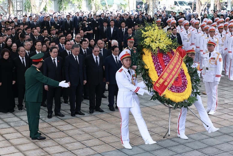 Nhân cách, trí tuệ, tầm nhìn và tư duy chiến lược của Tổng Bí thư Nguyễn Phú Trọng là di sản quý báu cho con đường phát triển của đất nước Nhân cách, trí tuệ, tầm nhìn và tư duy chiến lược của Tổng Bí thư Nguyễn Phú Trọng là di sản quý báu cho con đường phát triển của đất nước