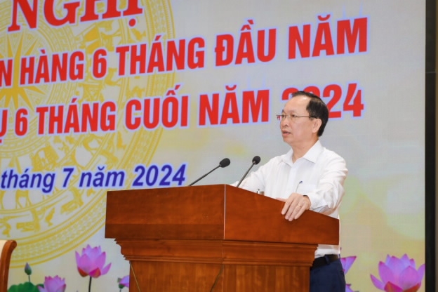Tiếp tục chỉ đạo các tổ chức tín dụng tiết giảm chi phí để giảm mặt bằng lãi suất cho vay