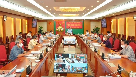 Đề nghị Ban Bí thư kỷ luật hai nguyên Phó Chủ tịch UBND TP.HCM Đề nghị Ban Bí thư kỷ luật hai nguyên Phó Chủ tịch UBND TP.HCM