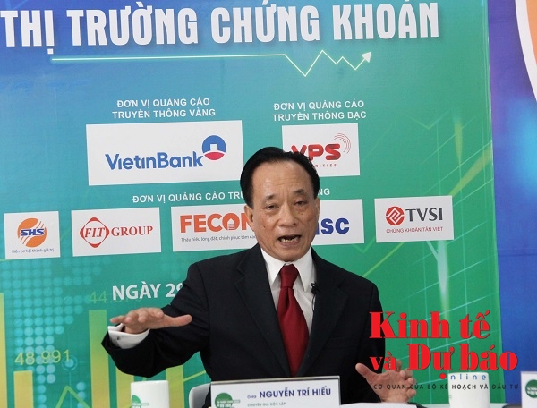 TS. Nguyễn Chí Hiếu: Cần tận dụng thị trường chứng khoán để thúc đẩy cổ phần hóa TS. Nguyễn Trí Hiếu: Cần tận dụng thị trường chứng khoán để thúc đẩy cổ phần hóa
