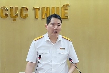 Thu ngân sách từ chứng khoán, bất động sản không bền vững