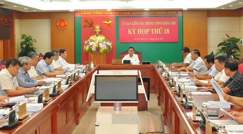 Yêu cầu Ban Thường vụ Đảng ủy Vietinbank kiểm điểm nghiêm túc Yêu cầu Ban Thường vụ Đảng ủy Vietinbank kiểm điểm nghiêm túc