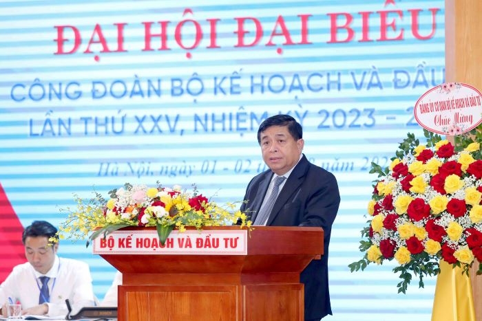 Công đoàn Bộ Kế hoạch và Đầu tư sẽ là điểm hội tụ và lan tỏa “văn hóa nhân văn, yêu thương, sẻ chia” Công đoàn Bộ Kế hoạch và Đầu tư sẽ là điểm hội tụ và lan tỏa “văn hóa nhân văn, yêu thương, sẻ chia”