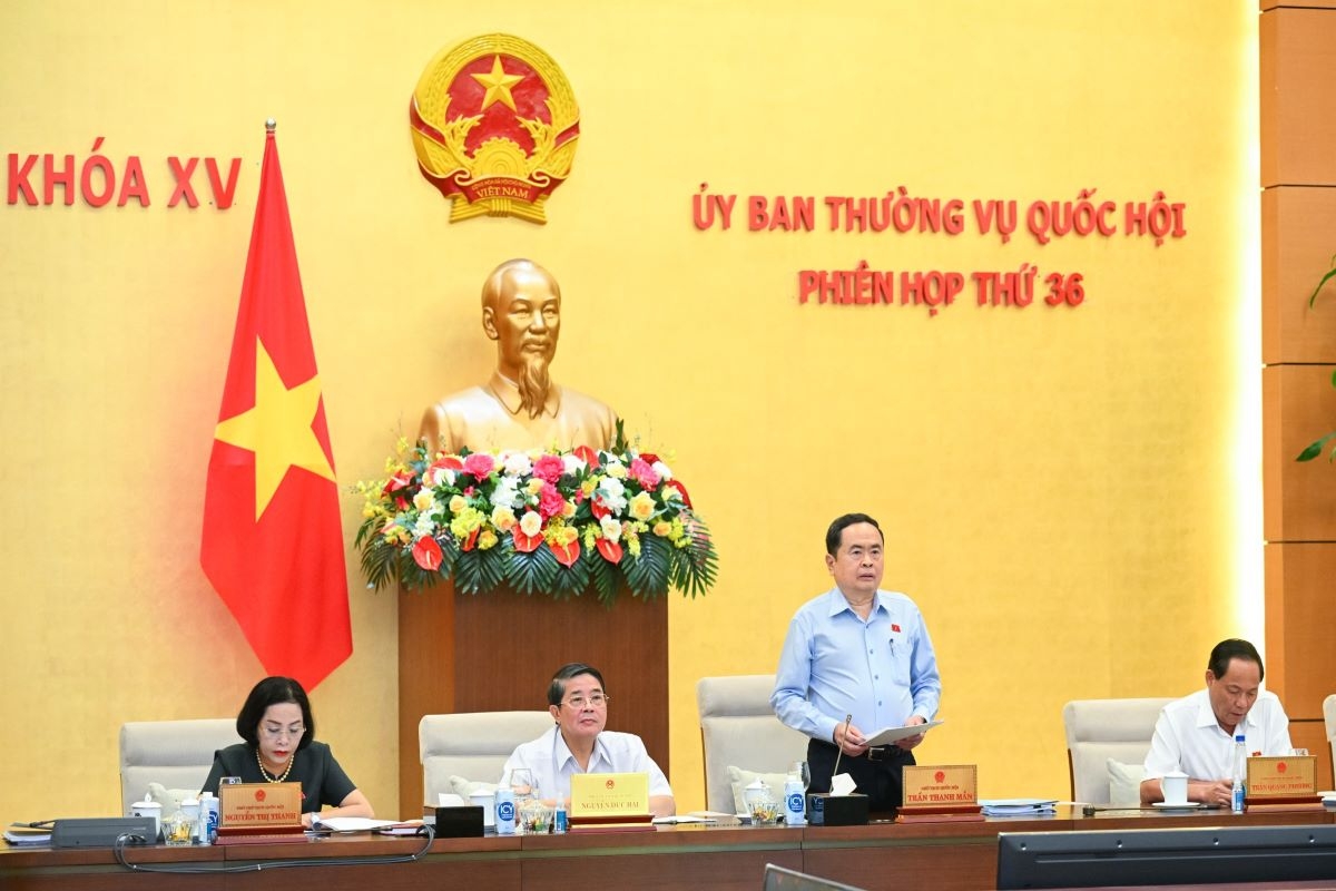 Phiên họp thứ 36 của Ủy ban Thường vụ Quốc hội dành 1,5 ngày tiến hành phiên chất vấn Phiên họp thứ 36 của Ủy ban Thường vụ Quốc hội dành 1,5 ngày tiến hành chất vấn