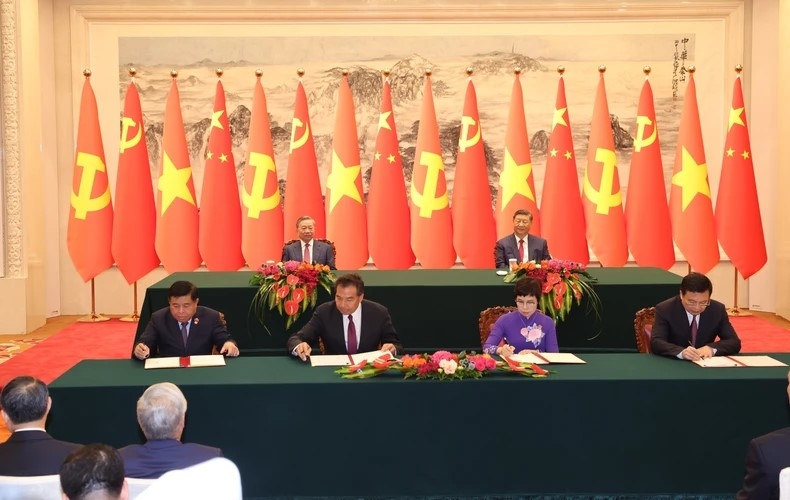 Thời điểm quan trọng để Việt Nam – Trung Quốc đưa quan hệ song phương lên tầm cao mới, đi vào chiều sâu Thời điểm quan trọng để Việt Nam – Trung Quốc đưa quan hệ song phương lên tầm cao mới, đi vào chiều sâu