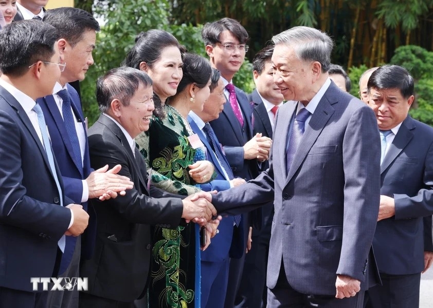 Doanh nghiệp nhỏ và vừa có vai trò rất lớn đối với nền kinh tế đất nước Doanh nghiệp nhỏ và vừa có vai trò rất lớn đối với nền kinh tế đất nước