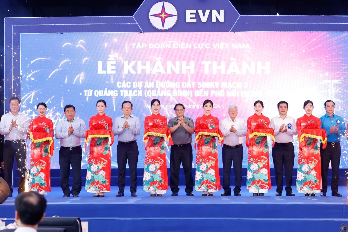 Dự án 500 kV mạch 3: Công trình thể hiện tinh thần  Dự án 500 kV mạch 3: Công trình thể hiện tinh thần