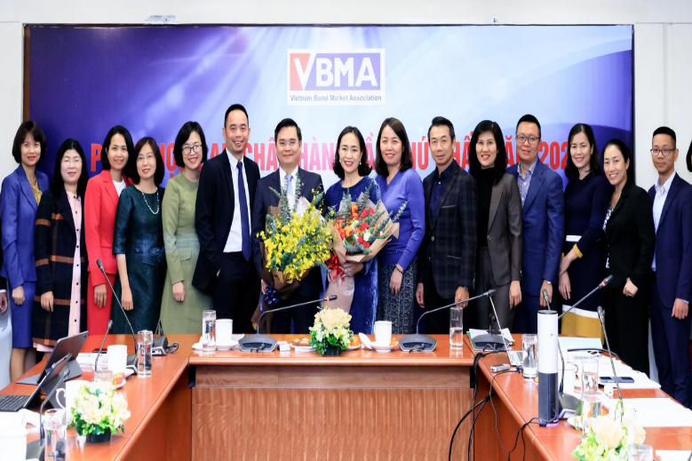 VBMA lần đầu khảo sát về triển vọng kinh tế vĩ mô quý III/2021