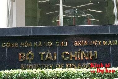 Giải ngân vốn đầu tư công chậm, Bộ Tài chính nói gì?