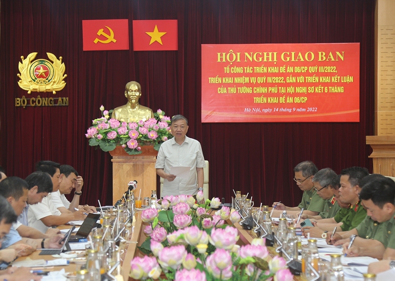 Đẩy mạnh cung cấp dịch vụ công thiết yếu trên Cổng dịch vụ công quốc gia Đẩy mạnh cung cấp dịch vụ công thiết yếu trên Cổng dịch vụ công quốc gia