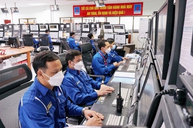 Nhà máy lọc dầu Dung Quất – Điểm sáng phát triển của tỉnh Quảng Ngãi
