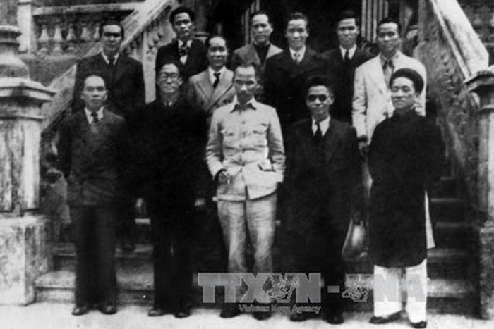 Chính phủ của dân, do dân và vì dân, "đại biểu cho toàn dân"