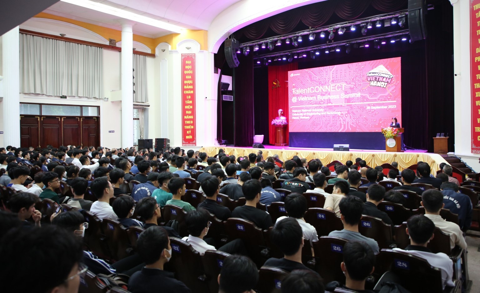 Kết nối nhân tài cho ngành công nghiệp bán Kết nối nhân tài cho ngành công nghiệp bán dẫn