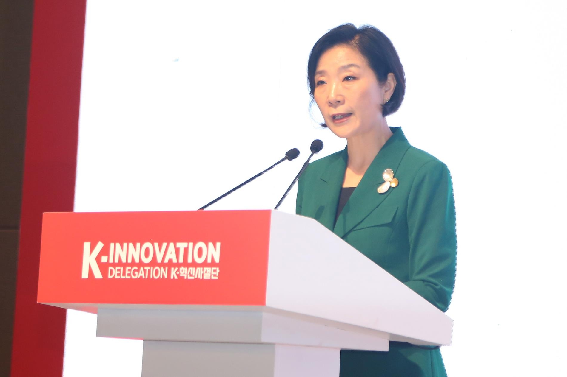 Tổng Bí thư, Chủ tịch nước Tô Lâm và Tổng thống Hàn Quốc Yoon Suk Yeol điện đàm, thúc đẩy quan hệ Đối tác Chiến lược toàn diện Việt Nam - Hàn Quốc Tổng Bí thư, Chủ tịch nước Tô Lâm và Tổng thống Hàn Quốc Yoon Suk Yeol điện đàm, thúc đẩy quan hệ Đối tác Chiến lược toàn diện Việt Nam - Hàn Quốc