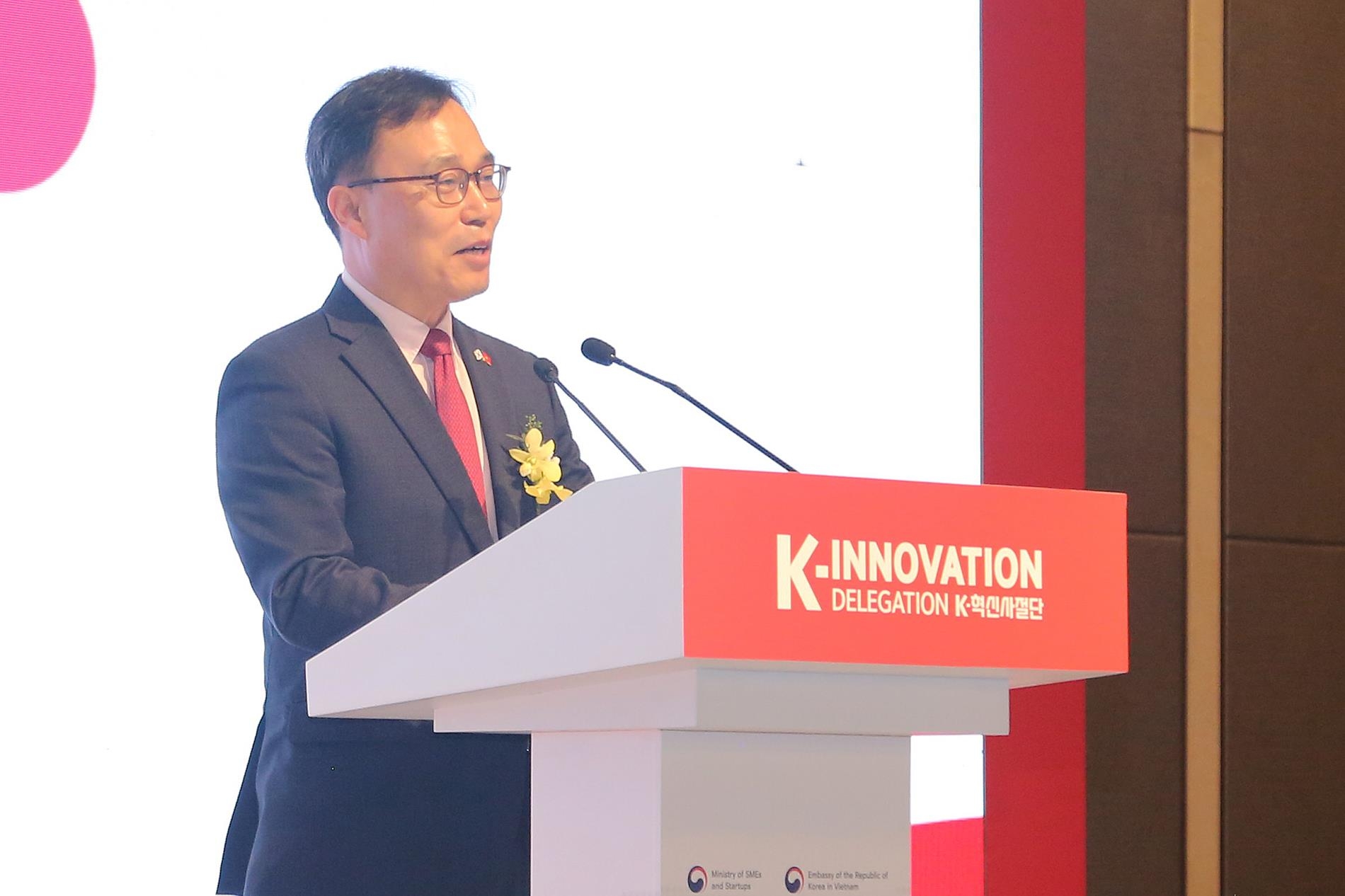 Tổng Bí thư, Chủ tịch nước Tô Lâm và Tổng thống Hàn Quốc Yoon Suk Yeol điện đàm, thúc đẩy quan hệ Đối tác Chiến lược toàn diện Việt Nam - Hàn Quốc Tổng Bí thư, Chủ tịch nước Tô Lâm và Tổng thống Hàn Quốc Yoon Suk Yeol điện đàm, thúc đẩy quan hệ Đối tác Chiến lược toàn diện Việt Nam - Hàn Quốc
