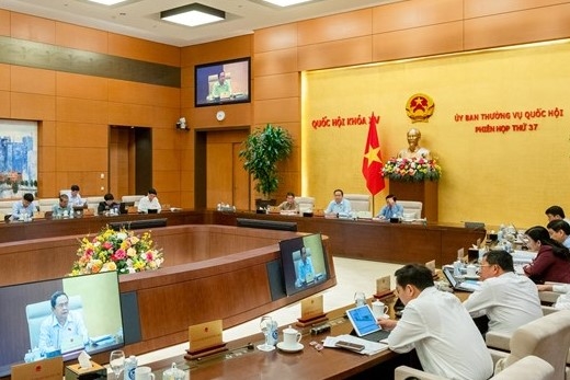 Kịp thời phát hiện, xử lý những quy định có dấu hiệu sơ hở, cài cắm “lợi ích nhóm” trong xây dựng pháp luật