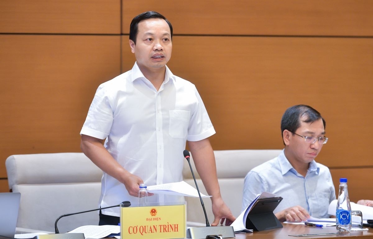Thẩm tra đề nghị bổ sung 3 dự án luật vào Chương trình xây dựng luật, pháp lệnh năm 2024 Thẩm tra đề nghị bổ sung 3 dự án luật vào Chương trình xây dựng luật, pháp lệnh năm 2024