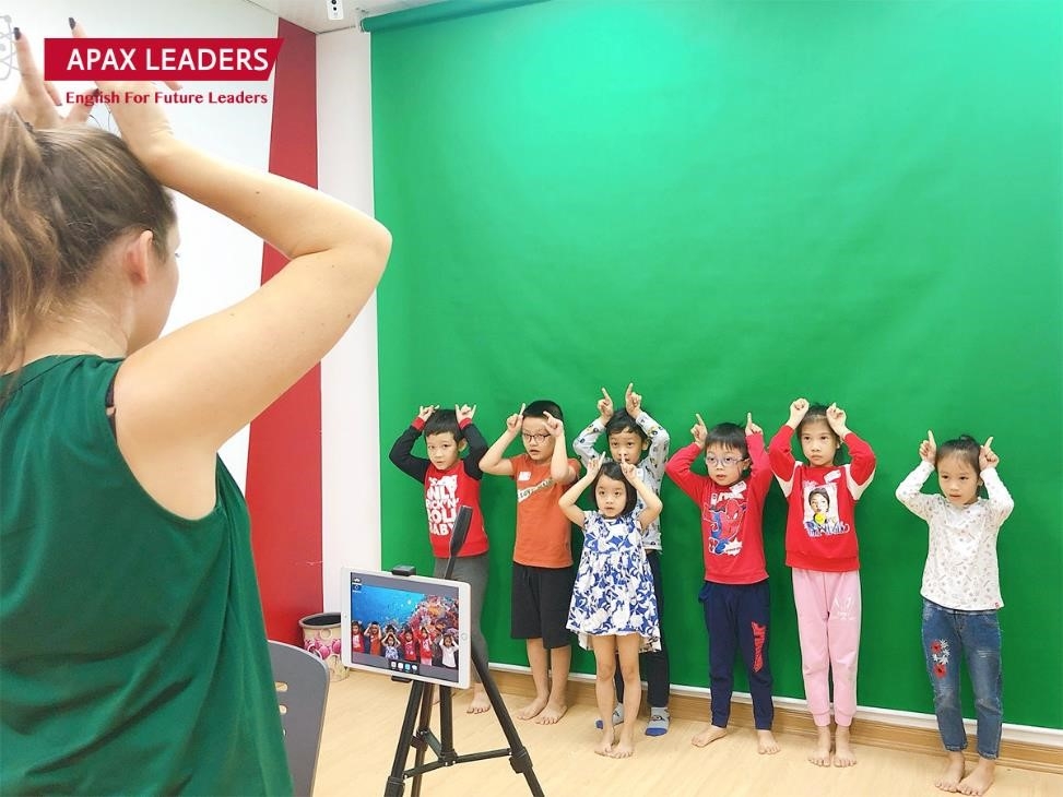 Học sinh Apax Leaders thử làm người bản xứ nhờ công nghệ từ Hollywood Học sinh Apax Leaders thử làm người bản xứ nhờ công nghệ từ Hollywood