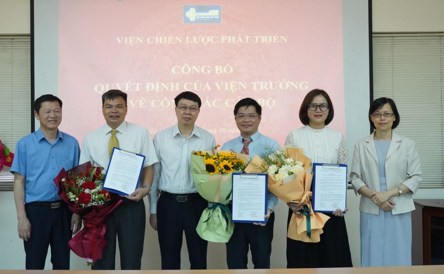 Bổ nhiệm 3 lãnh đạo cấp Ban thuộc Viện Chiến lược phát triển Bổ nhiệm 3 lãnh đạo cấp Ban thuộc Viện Chiến lược phát triển