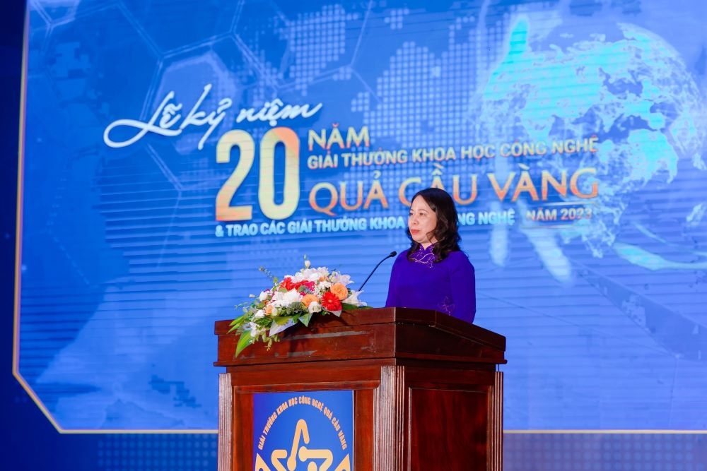 Giải thưởng Quả cầu vàng tìm ra 10 chủ nhân mới với sự đồng hành của Tân Hiệp Phát Giải thưởng Quả cầu vàng tìm ra 10 chủ nhân mới với sự đồng hành của Tân Hiệp Phát