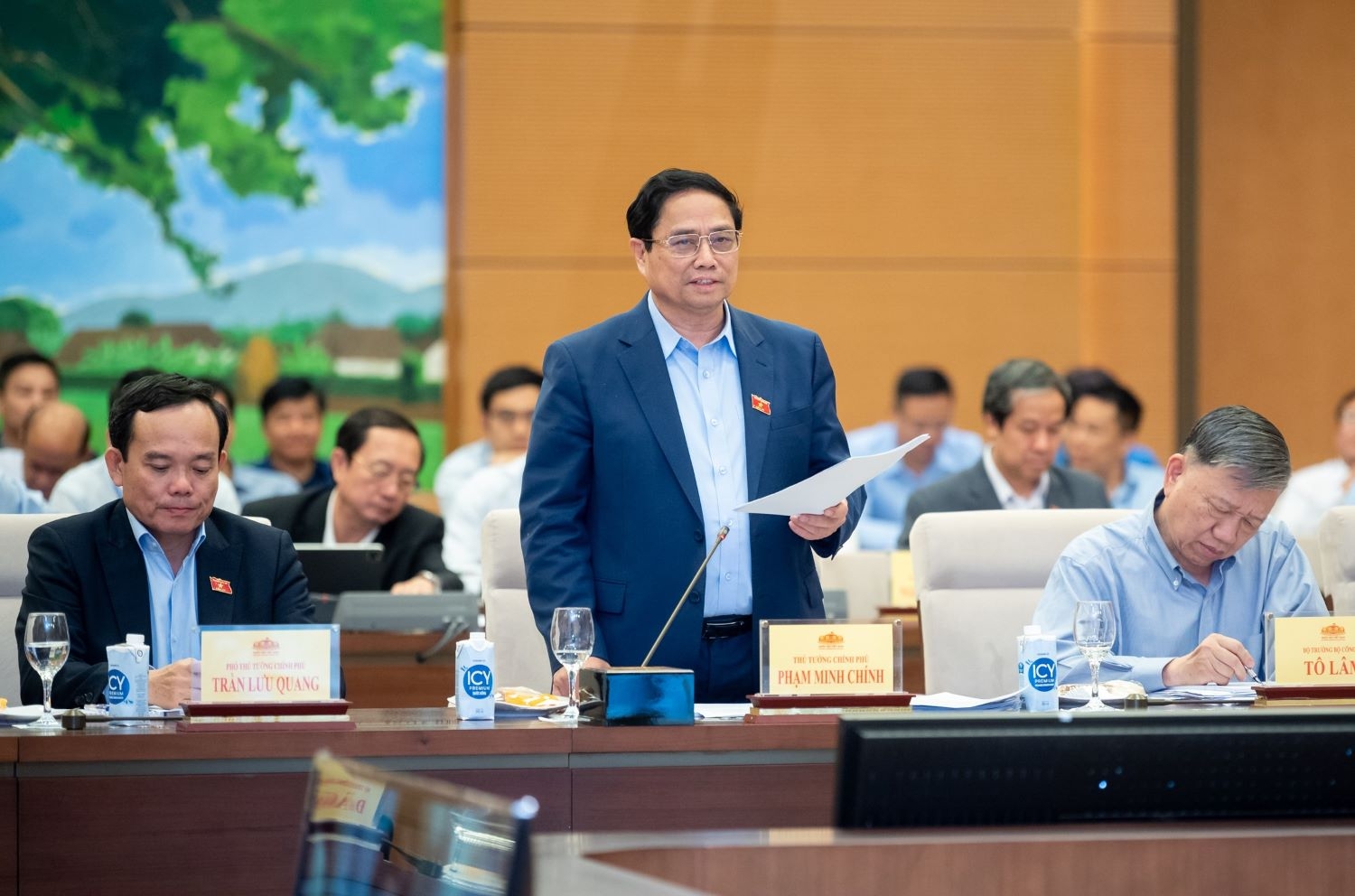 Chất vấn tại Quốc hội để làm tốt hơn nữa trong lãnh đạo, chỉ đạo tổ chức thực hiện Chất vấn tại Quốc hội để làm tốt hơn nữa trong lãnh đạo, chỉ đạo tổ chức thực hiện