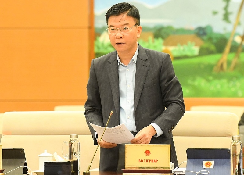 Chốt giải thích nội dung của Bộ luật Hình sự về xử lý vi phạm bí mật kinh doanh Chốt giải thích nội dung của Bộ luật Hình sự về xử lý vi phạm bí mật kinh doanh